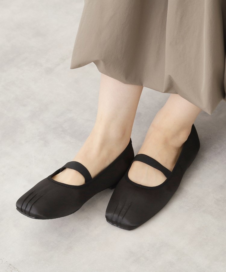 サテンスクエアバレエシューズ
