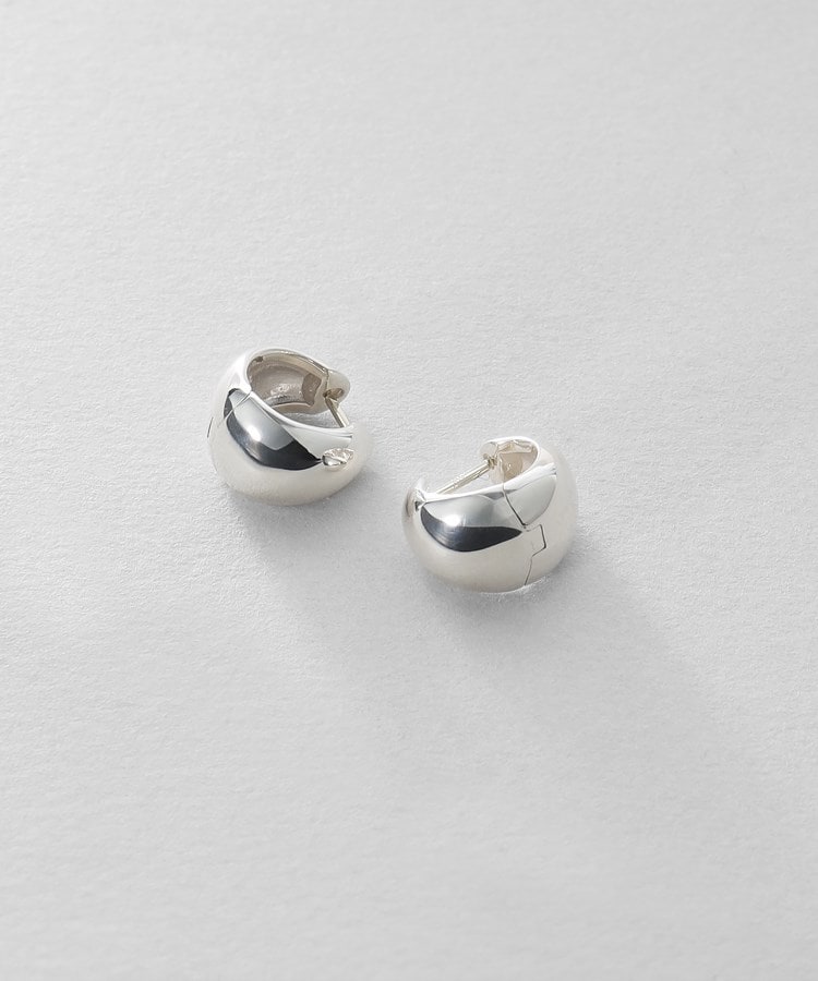 シルバー ハギーフープ ポインテッドワイドピアス