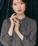 【大人可愛い・パール取り外し・通勤】・タックタイチェック柄ブラウス