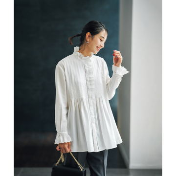 [L'AUBE BLANC]ジオメトリックレースブラウス