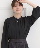 "【洗濯機可/裏地つき】ミニフリル クルーネックブラウス"