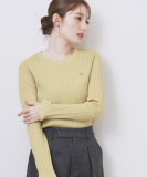 ゴールドプレート付きケーブルニット【洗濯機OK】