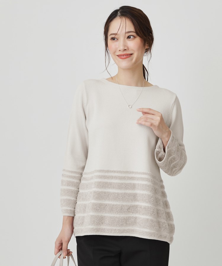 【手洗い可／長め丈】ラメフェザーデザインのニットトップス