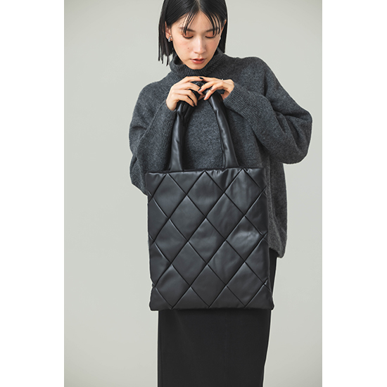 [cache cache]キルティング × ナイロンリバーシブルトート