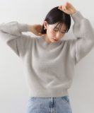 "【洗える】上品にきらめく フェザーラメニット"