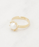 パール調モチーフリング