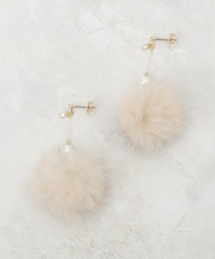 ミンクファーピアス