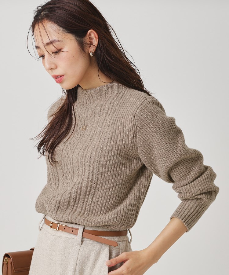 【手洗い可／日本製】ケーブルデザインのニットトップス