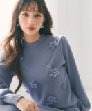 フラワーモチーフハイネックニット【洗える】