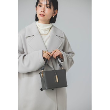 [cache cache]【2way】メタルフラップ3つ口ミニショルダー