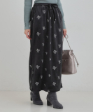 刺繍ベロア調ナロースカート