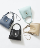 【合皮／ミドルサイズ】春カラーフォルムバッグ