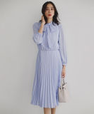 "ボウタイ プリーツワンピース"