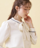 【ハレの日・通勤】配色タックタイブラウス