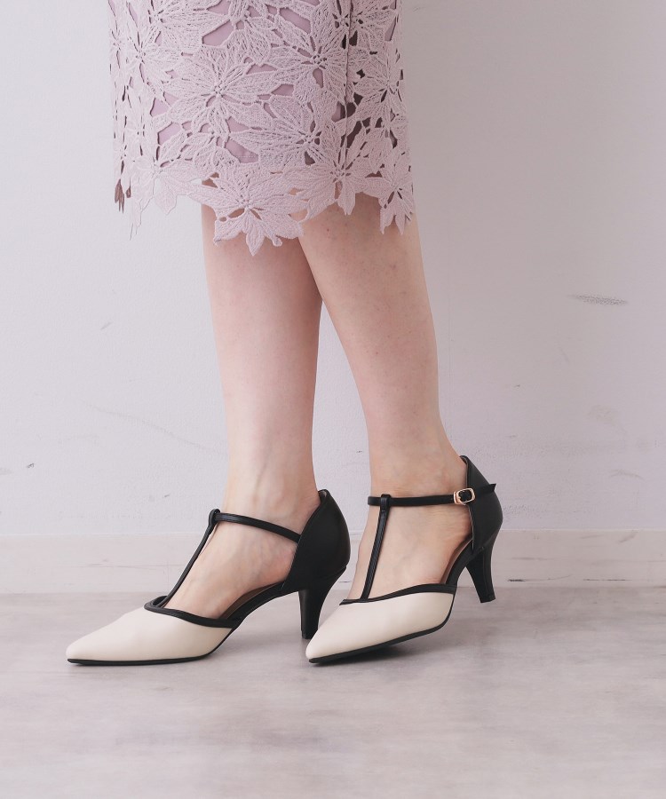 Tストラップパンプス