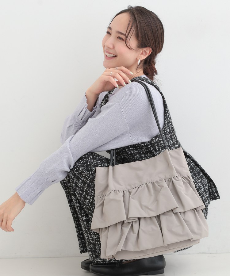 【撥水】つまみハンドルフリルトートバッグ