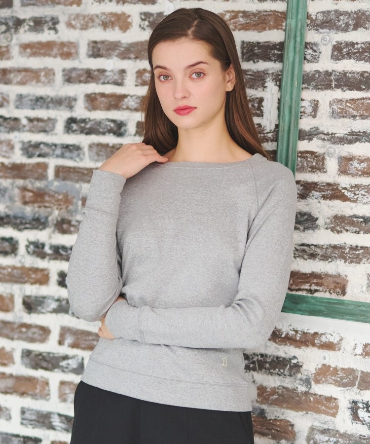 20／－フライスベーシックプルオーバー