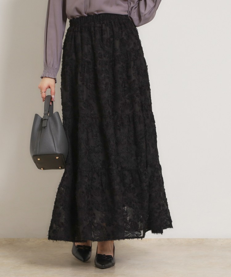 ティアードフラワーモチーフロングスカート