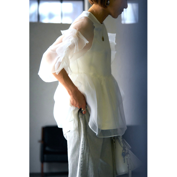 "[PICCIN PERLA]ティンカーブラウス"